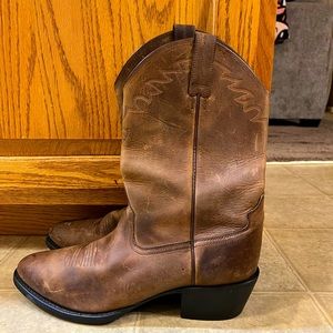 Ariat Heritage Roper Boots- 12D